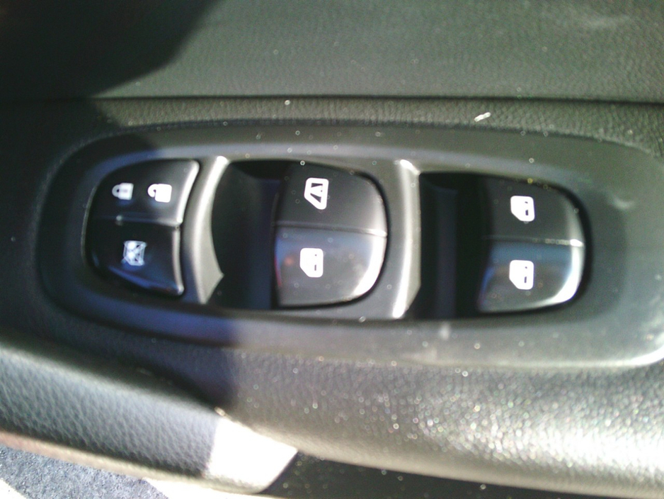 2016 Renault Kadjar - image 13