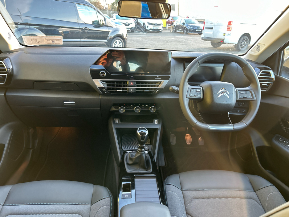 2026 Citroen C4 Plus Pack Tech 1.2Petrol €32,695