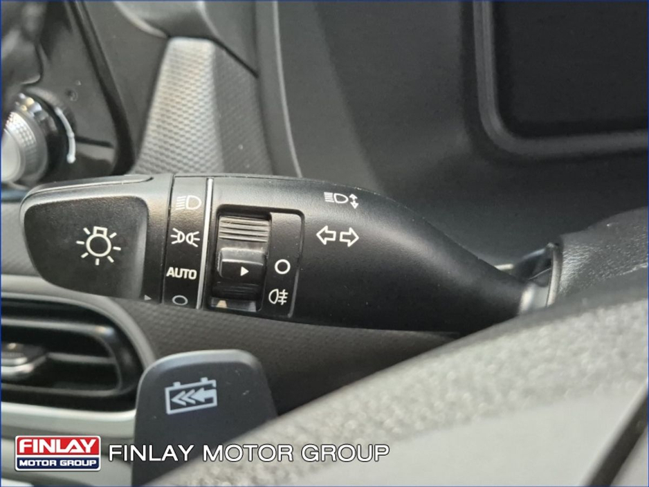 2023 Hyundai Kona - image 14