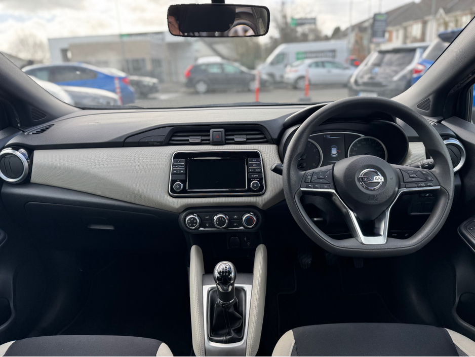 2017 Nissan Micra - image 10