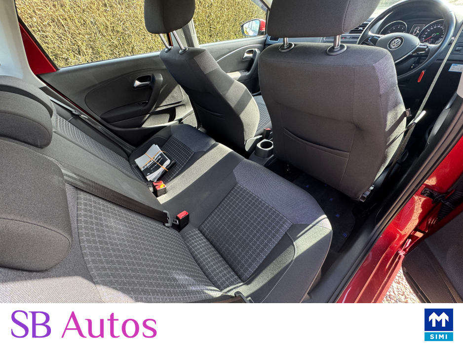 2016 Volkswagen Polo - image 10