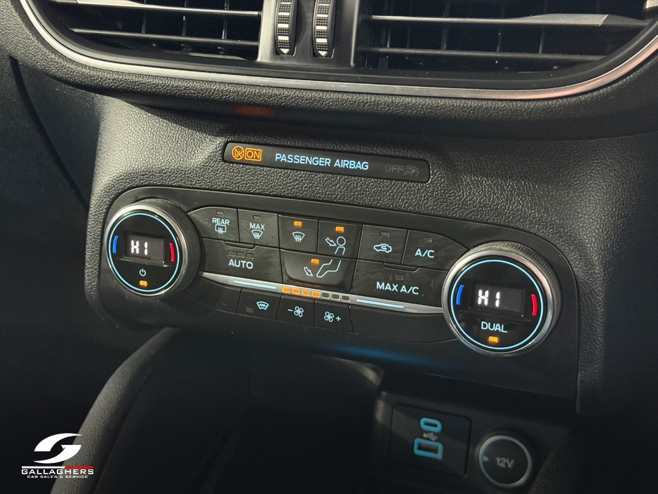 2020 Ford Kuga - image 20