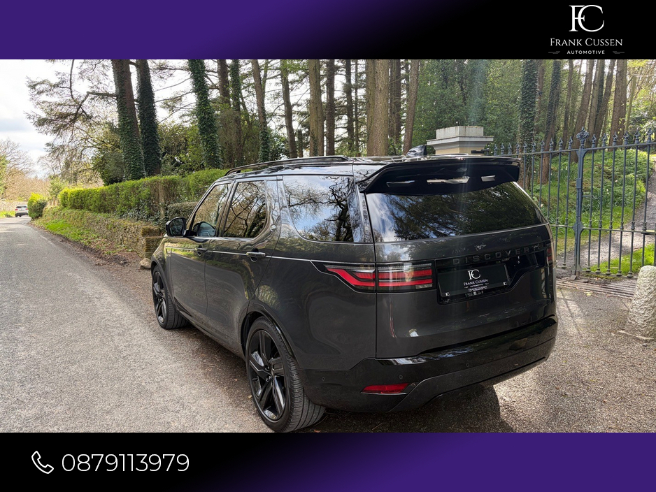 2024 Land Rover Discovery - image 13