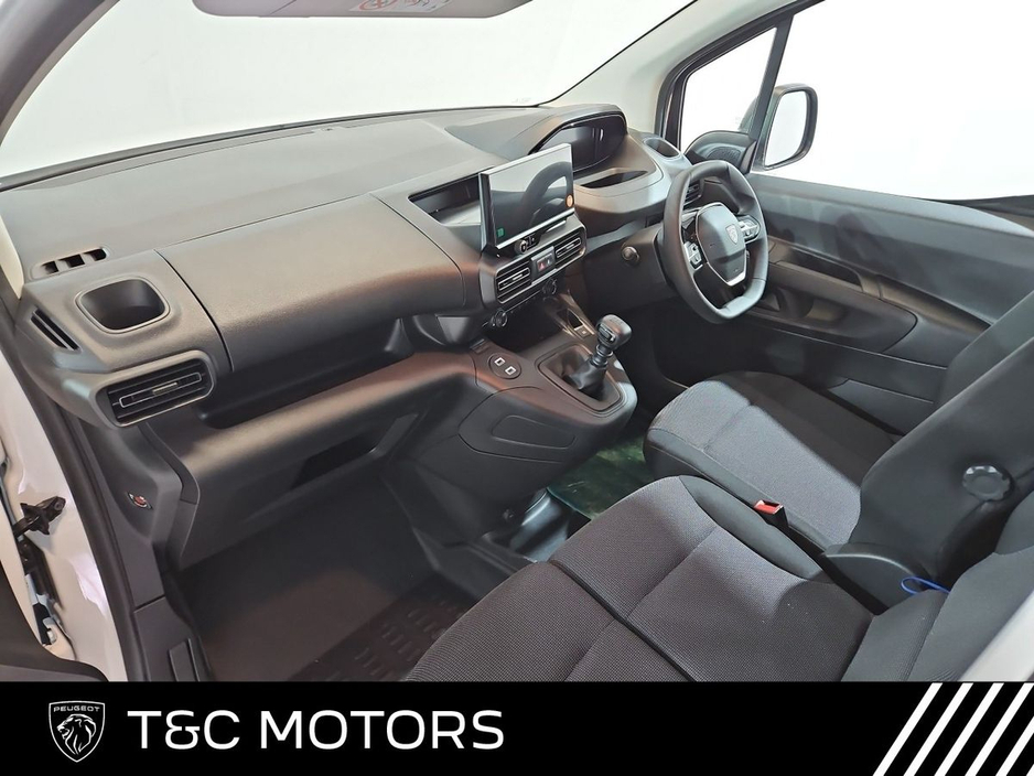 2025 Peugeot Partner PARTNER PROF PLUS 1.5 HDI 100BHP - Inc Vat Price, Remainder of 5yr /200,000Km Warranty ! Long Wheel Base, 1,000KG - Demo Model - €26,995