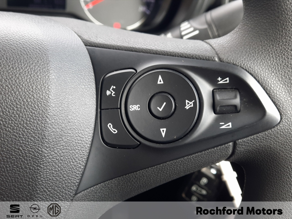 2022 Opel Combo - image 16