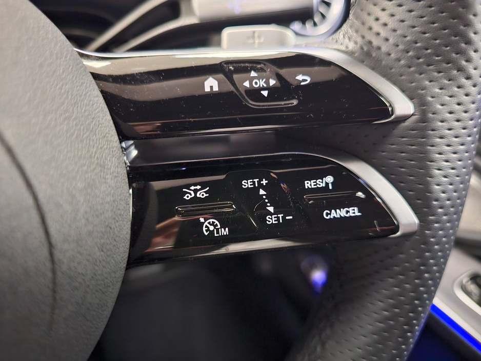 2025 Mercedes-Benz EQS - image 16