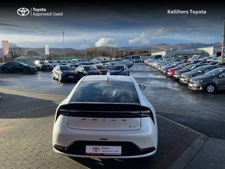 2024 Toyota Prius PLUG IN €40,950