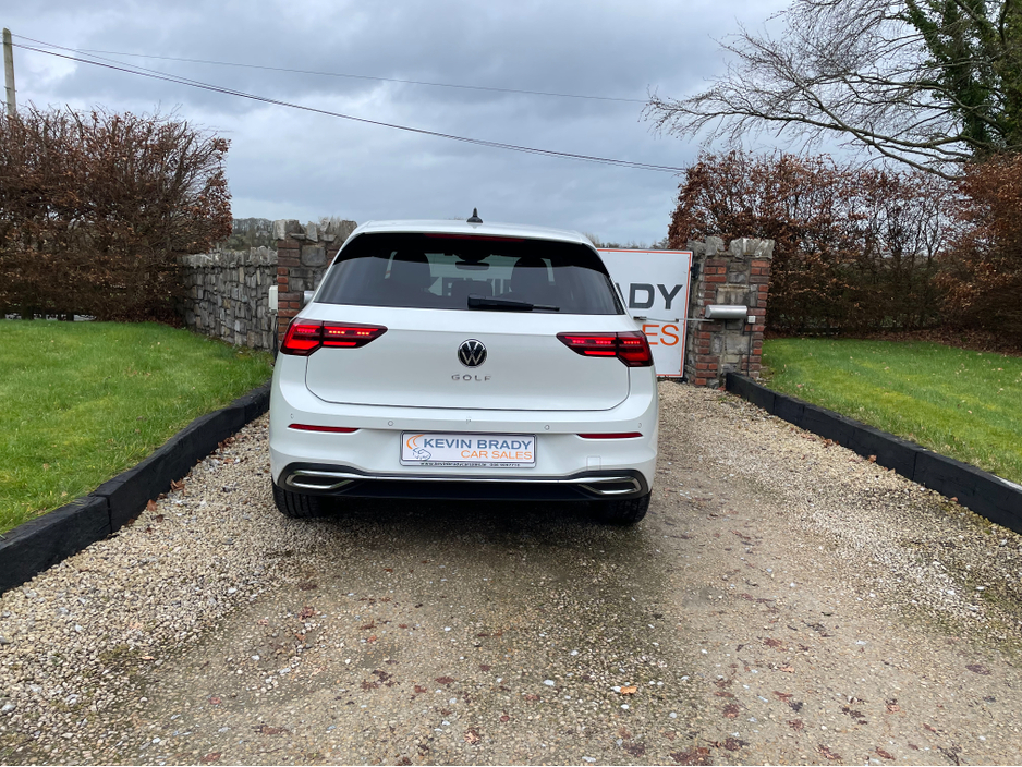 2024 Volkswagen Golf 2.0 TDI 150 BHP DSG STYLE 5 DOOR. €34,950