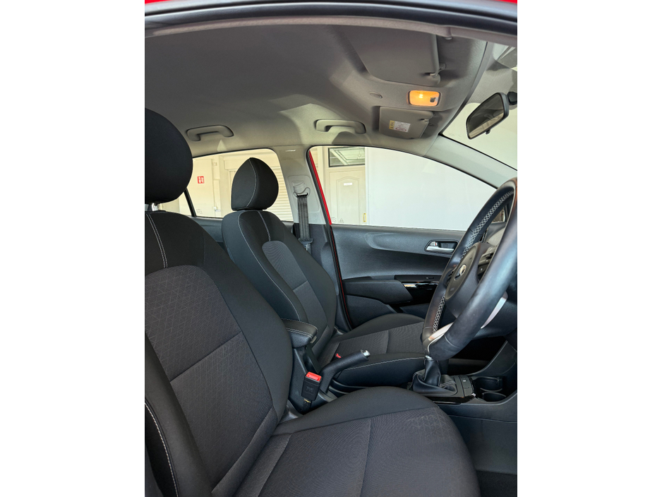 2022 Kia Picanto - image 13