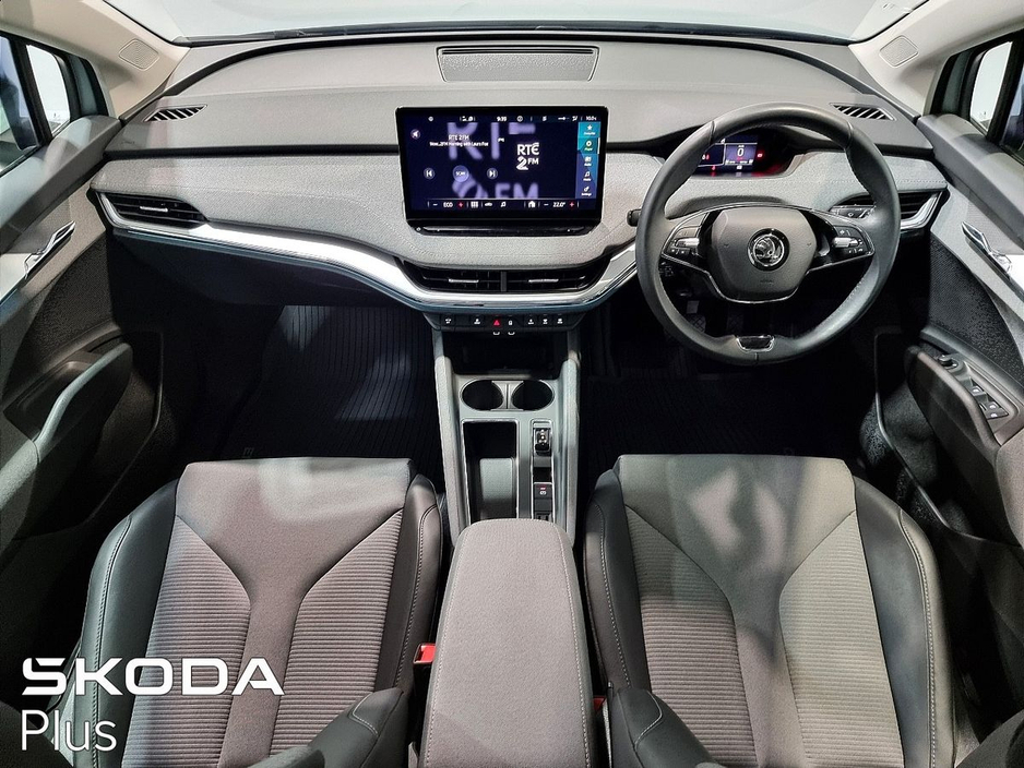 2023 Skoda Enyaq - image 2