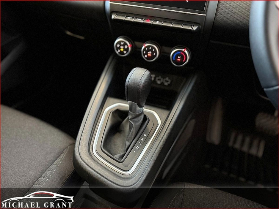 2023 Renault Clio AUTOMATIC 1.0 PETROL TCe90 CVT D Full Equilibre / 1 OWNER / IRISH CAR €19,950