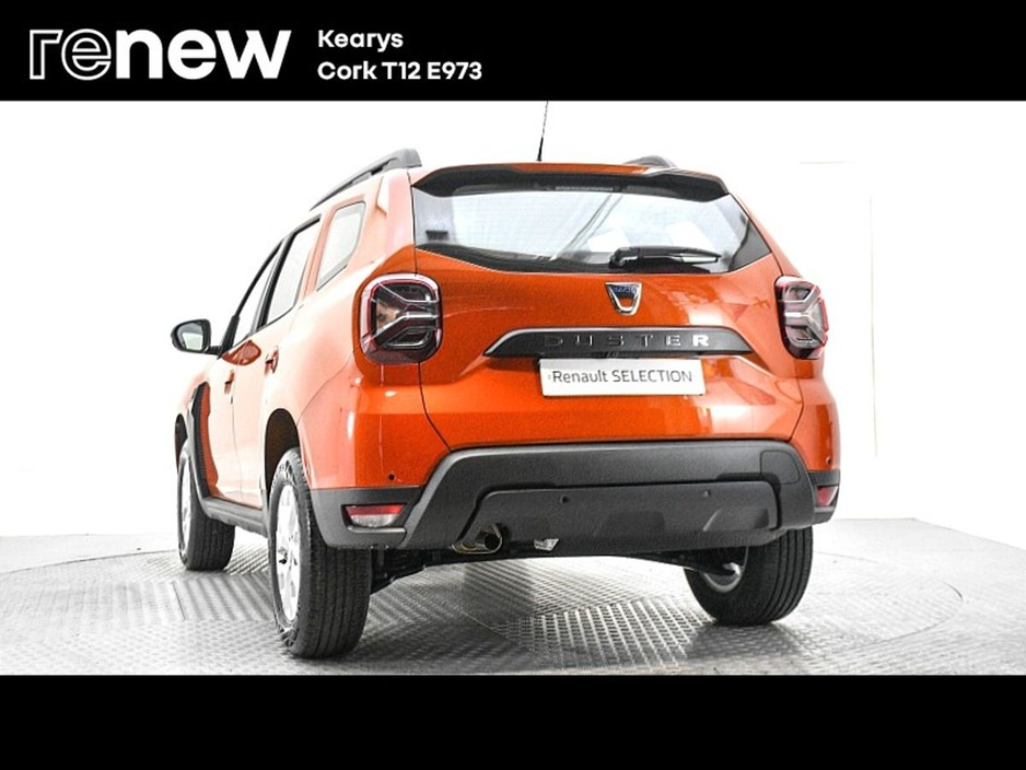 2022 Dacia Duster - image 3
