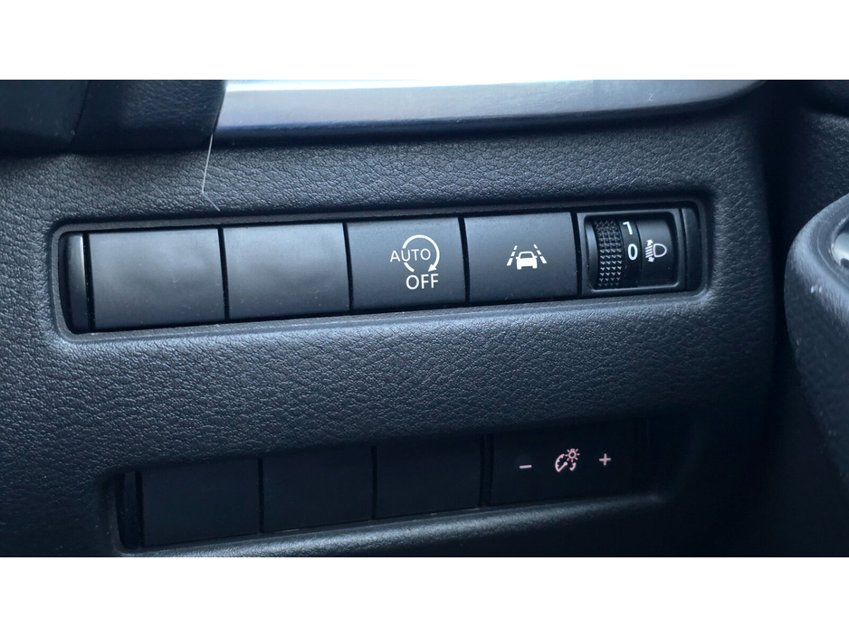 2022 Nissan Qashqai - image 26