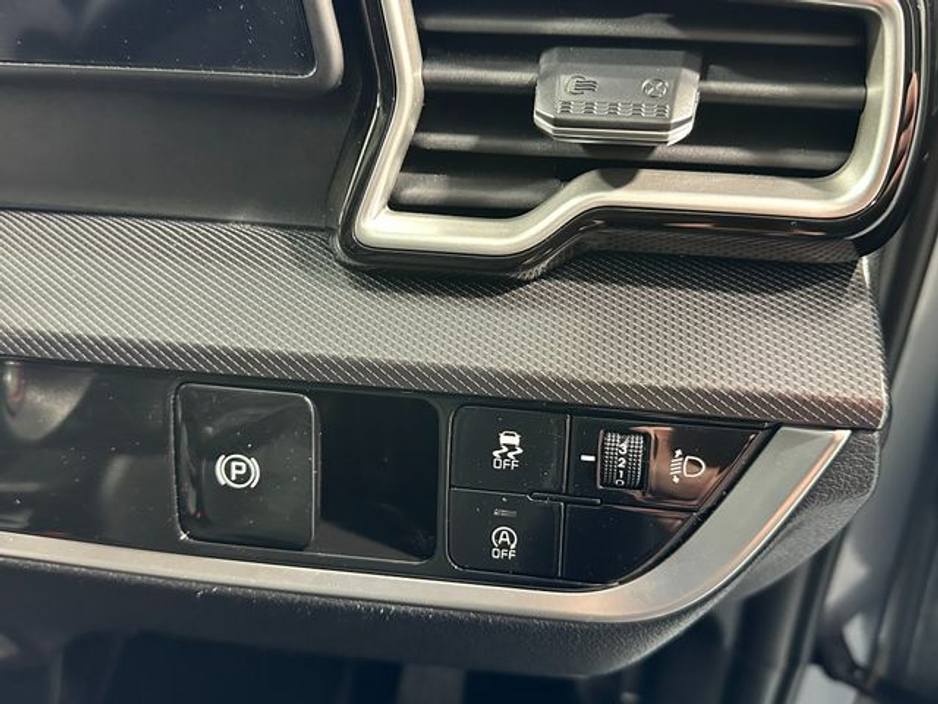 2023 Kia Sportage - image 21