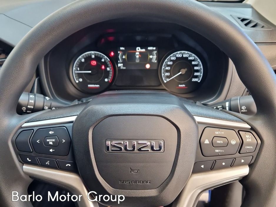 2026 Isuzu D-MAX - image 16