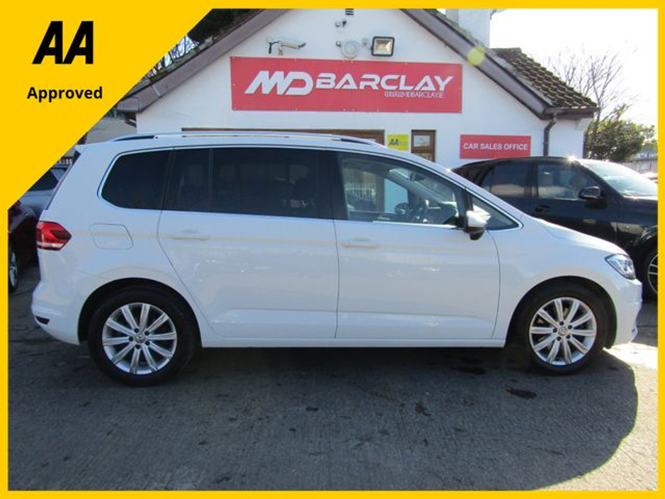 2017 Volkswagen Touran - image 5