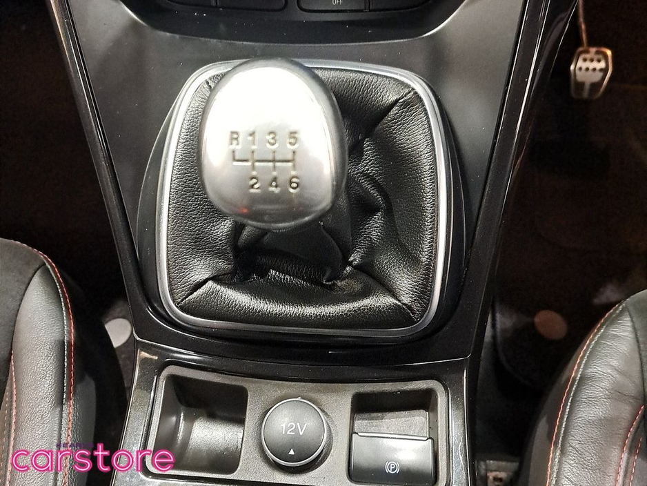 2019 Ford Kuga - image 16