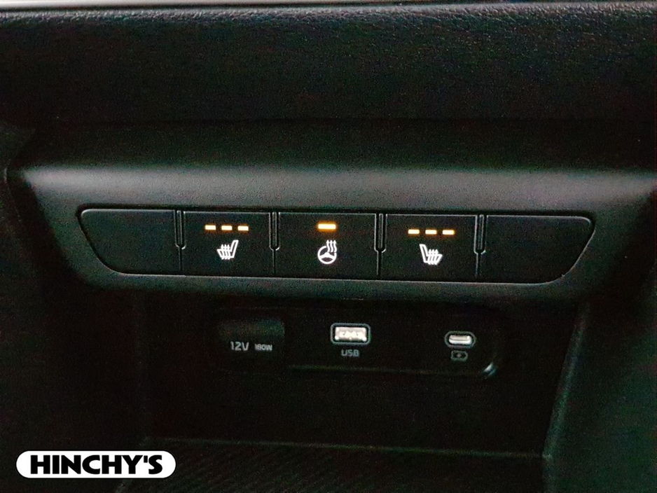 2023 Kia Sportage - image 25