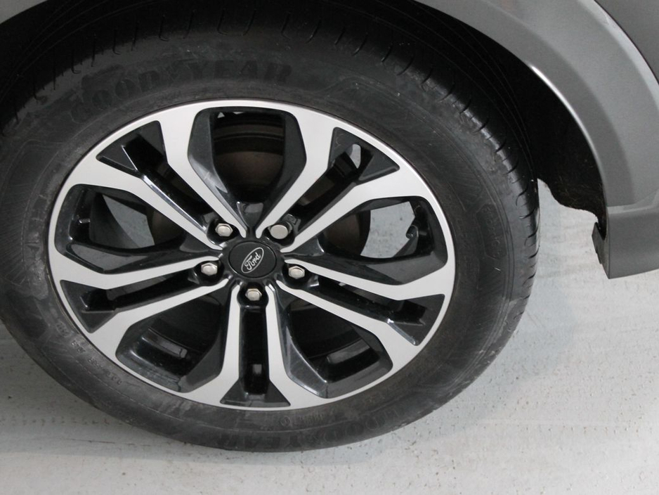 2023 Ford Puma - image 28