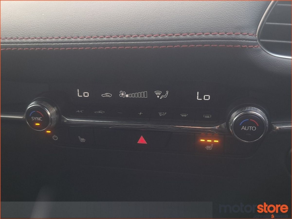 2024 Mazda Mazda3 2.0 MHEV HOMURA AUTO TOP SPEC €34,900