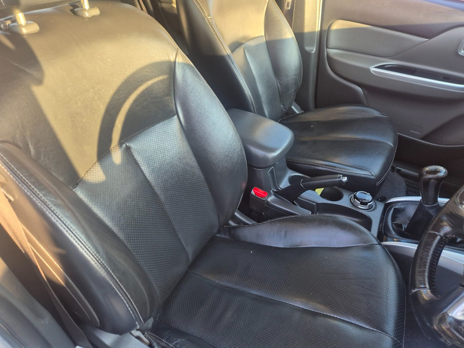 2019 Mitsubishi L200 - image 12