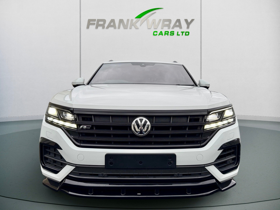 2019 Volkswagen Touareg V6 R-LINE TECH 3.0 TDI **286 BHP**REVERSE CAMERA**BODY KIT**BLACK PACK**XENONS**MEMORY SEATS**FSH**MINT** €52,750