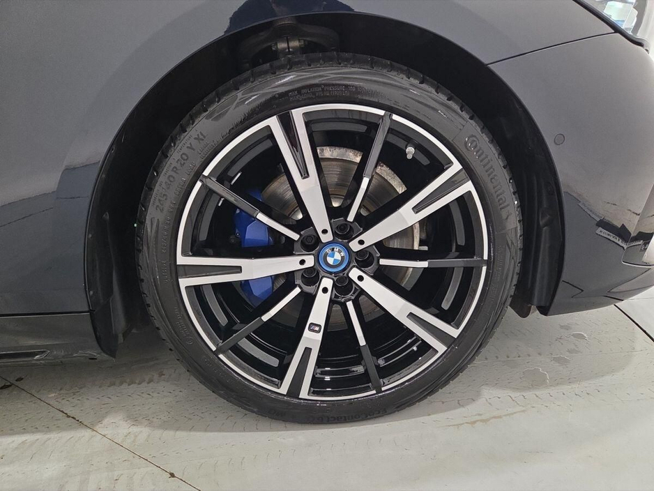 2025 BMW 5 Series 530e M Sport Touring €65,950