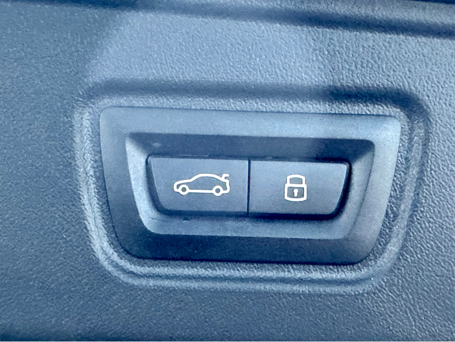 2025 BMW M5 TOURING *LOW KM* 717BHP €139,950