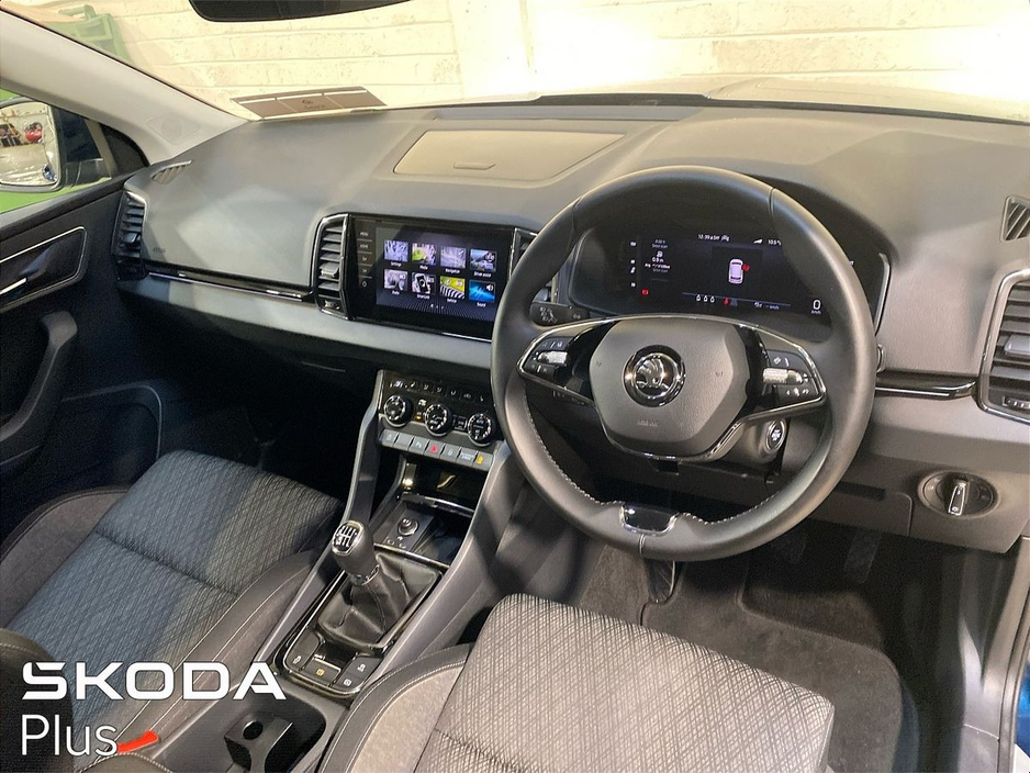 2023 Skoda Karoq - image 7