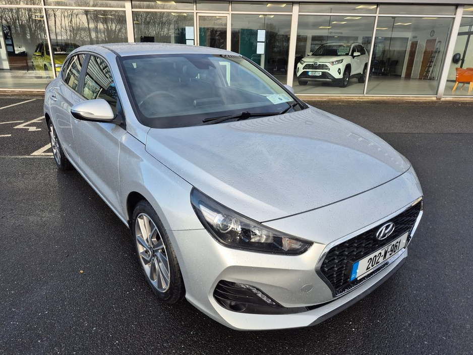 2020 Hyundai i30 - image 4