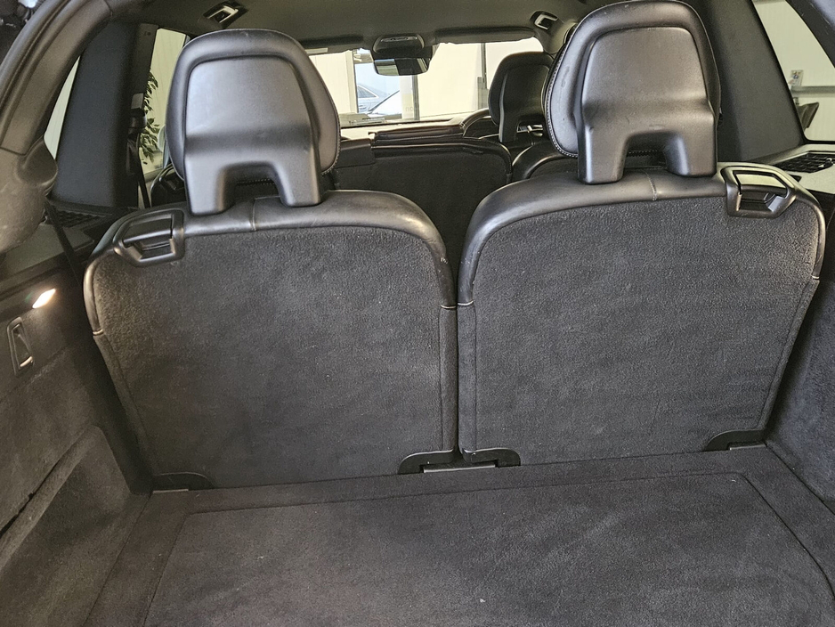2018 Volvo XC90 - image 8