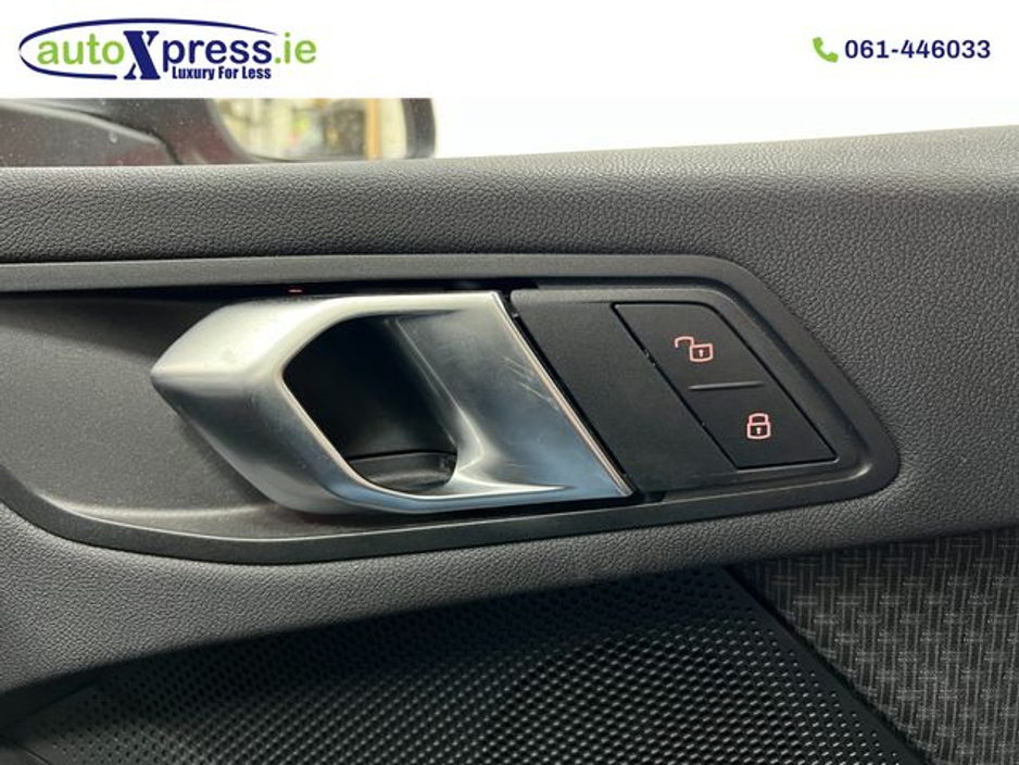 2020 BMW 1 Series - image 22