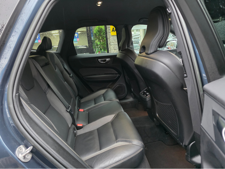 2023 Volvo XC60 2.0 B4 PLUS DARK AUTO. HUGE SPEC. FINANCE ARRANGED. SIMI. AA APPROVED. €42,950