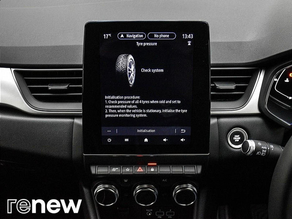 2022 Renault Captur - image 37