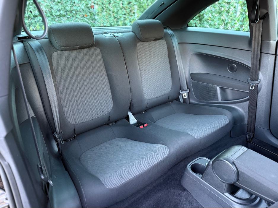 2013 Volkswagen Beetle 1.6 TDI MANUAL 5SPEED BLUEMOTION 105HP 3DR €12,950