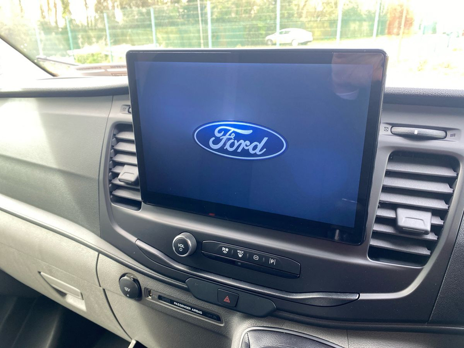 2026 Ford Transit - image 8