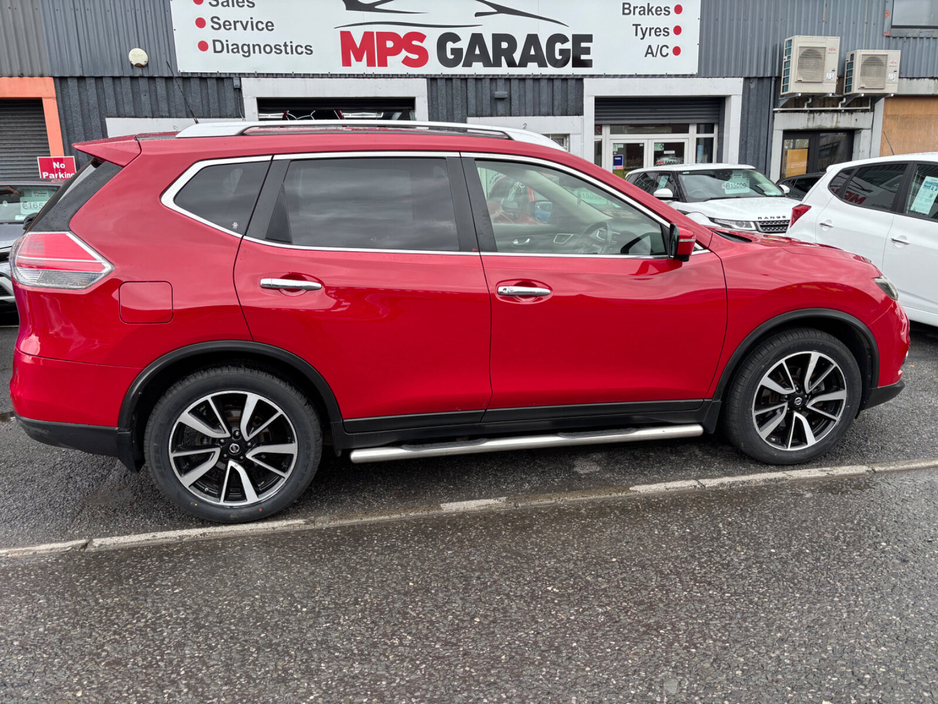 2015 Nissan X-Trail - image 12