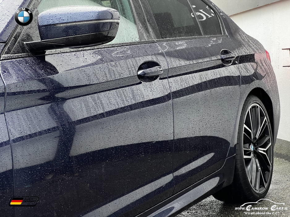 2022 BMW 5 Series 520d MSPORT LCI ROYAL NAVY €38,950