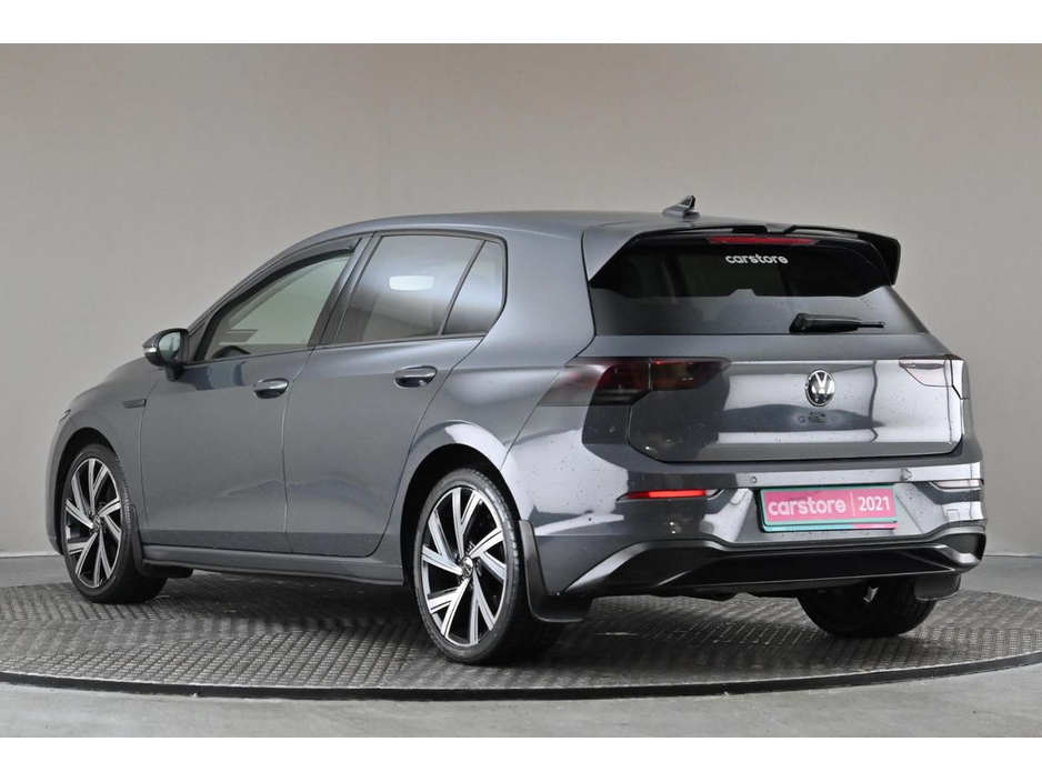 2021 Volkswagen Golf - image 6
