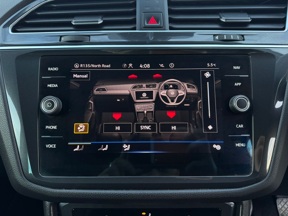 2021 Volkswagen Tiguan LIFE 2.0 TDI MANUAL 6SPEED FWD 122BHP 5 5DR €26,800