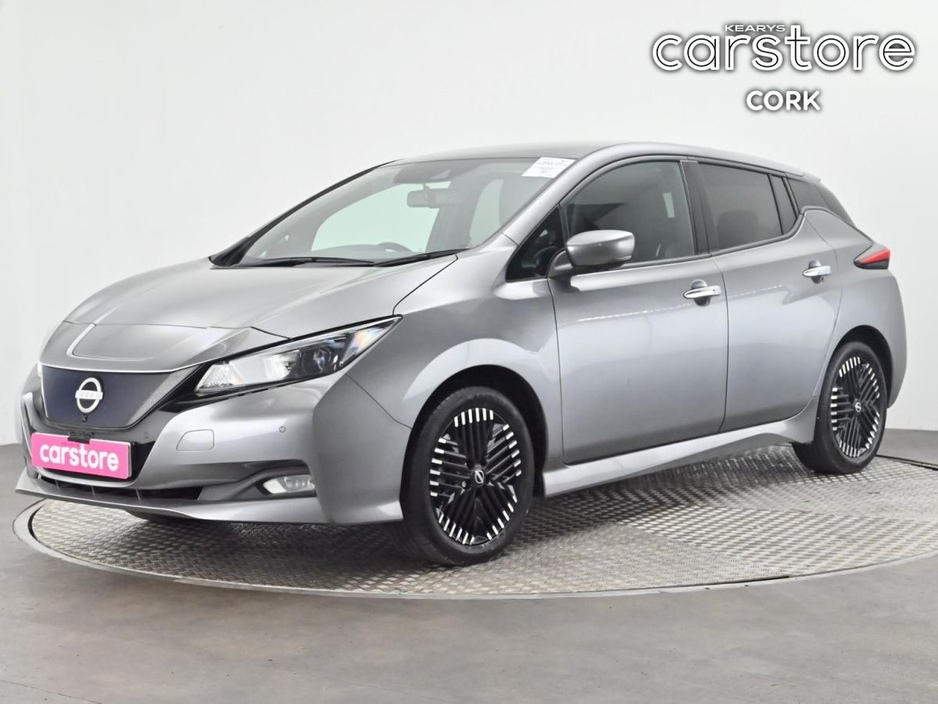 2023 Nissan Leaf - image 7