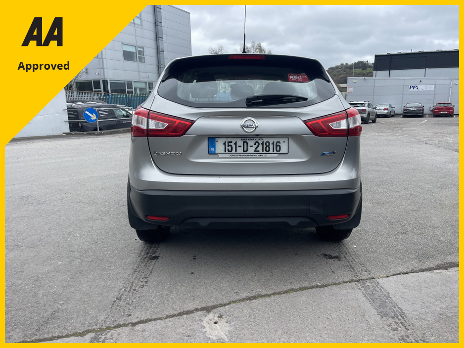 2015 Nissan Qashqai - image 14