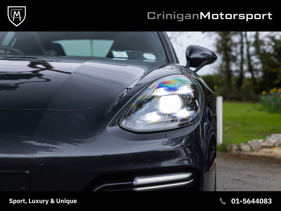 2020 Porsche Panamera - image 11