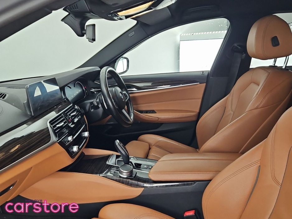 2017 BMW 5 Series 520d M Sport Auto €24,880