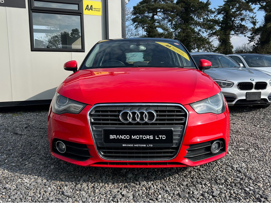 2015 Audi A1 - image 2