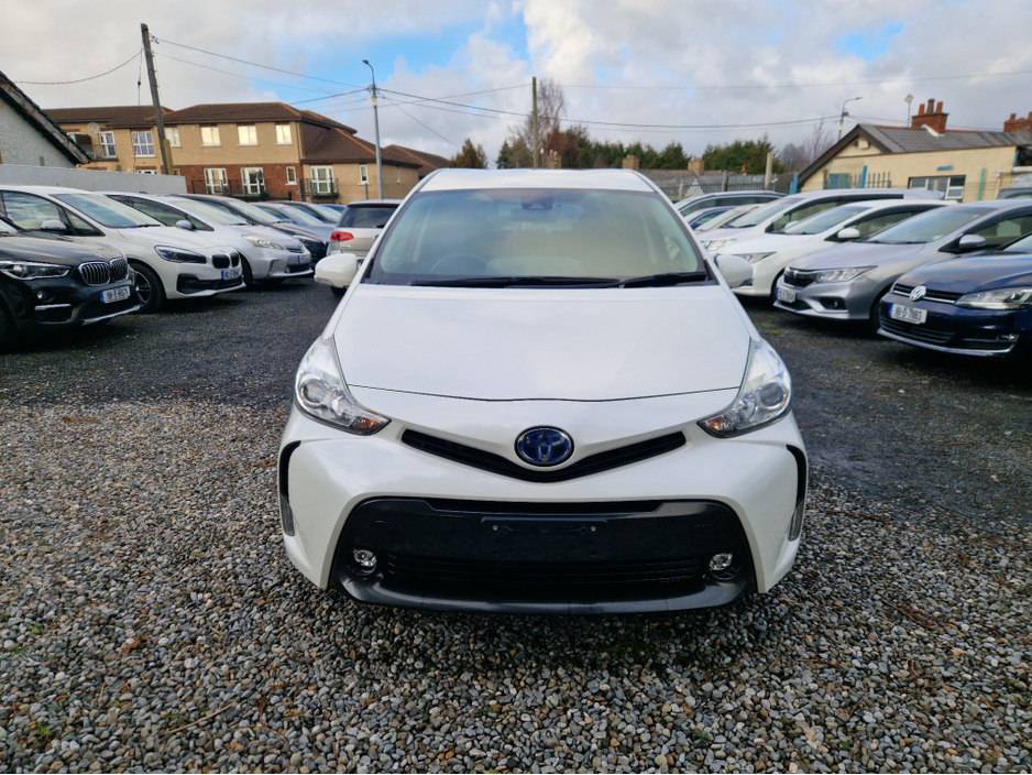 2019 Toyota Prius Alpha 7 seater self charging Hybrid €22,450