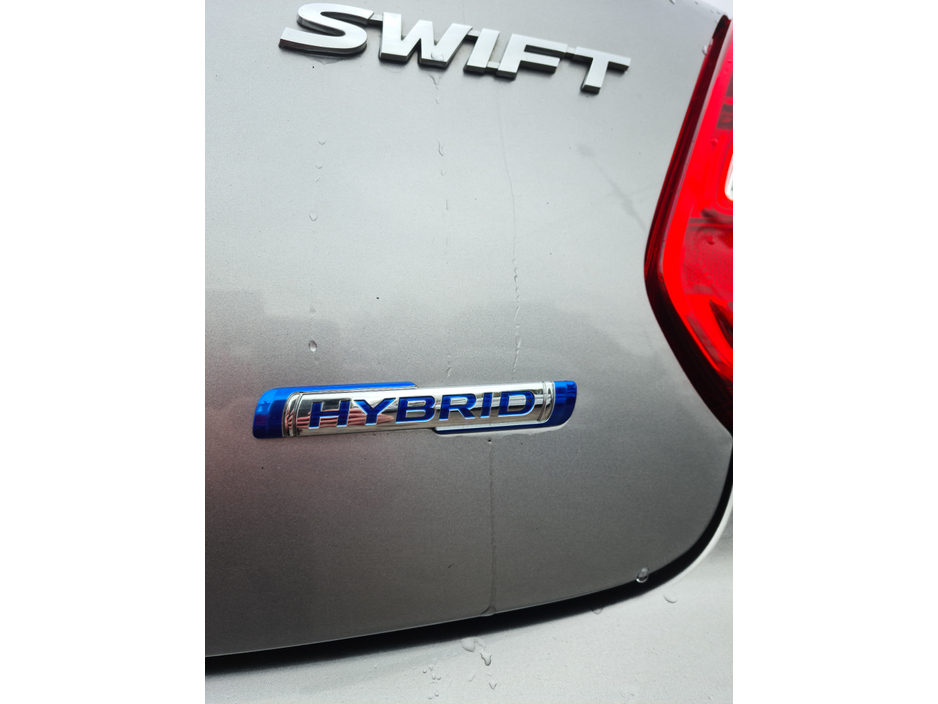 2024 Suzuki Swift - image 5