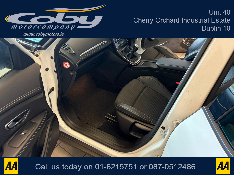 2019 Renault Grand Scenic - image 17