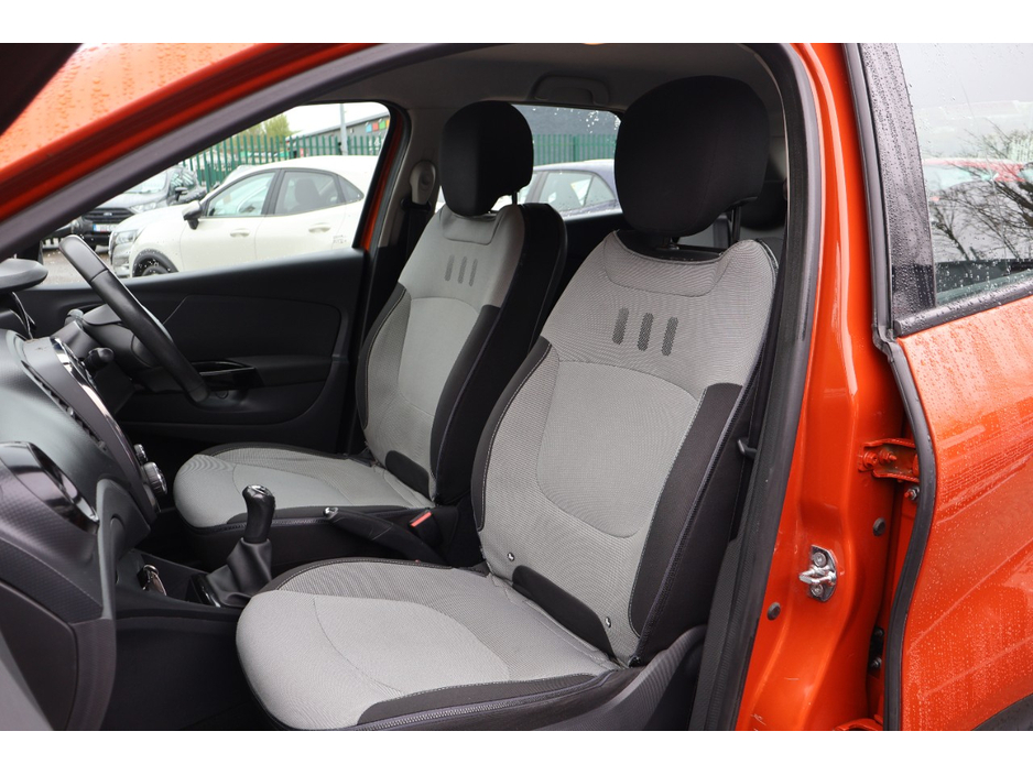 2014 Renault Captur - image 29