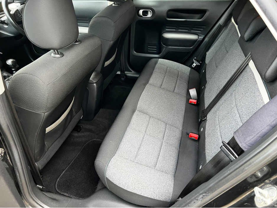 2019 Citroen C4 Cactus - image 14
